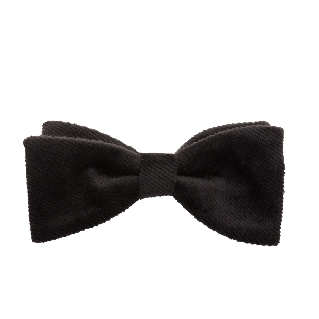 Ferrecci Enzo velvet bow tie in black, pre-tied